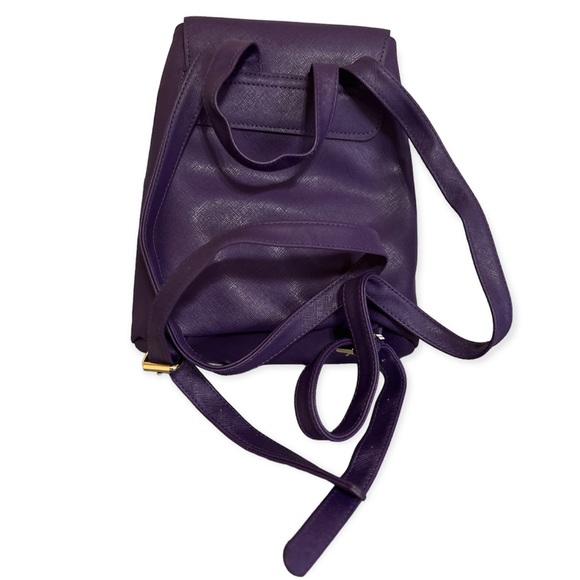 MONAT Backpack - Picture 2 of 3